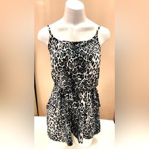 EYE CANDY ANIMAL PRINT ROMPER IN SIZE MEDIUM